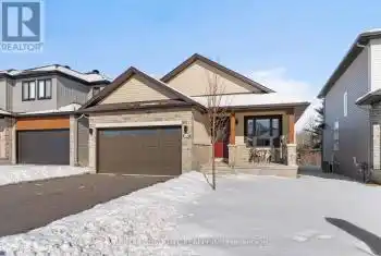 109 Seabert Dr, Arnprior, Ontario K7S 0K1, 2 Bedrooms Bedrooms, 8 Rooms Rooms,3 BathroomsBathrooms,All Houses,Sold,Seabert,X11950709