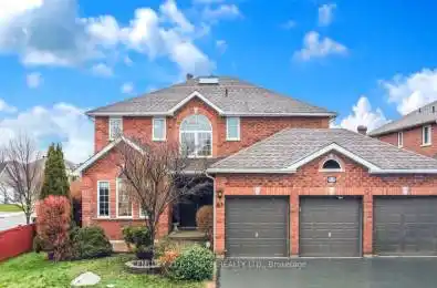 61 Honey Crescent Barrie (Painswick South) Ontario L4N0V8