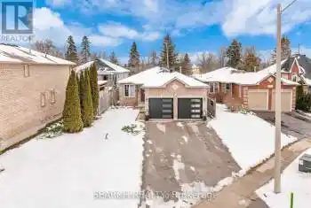 24 Hewitt Pl, Barrie, Ontario L4M 7B3, 3 Bedrooms Bedrooms, 6 Rooms Rooms,3 BathroomsBathrooms,All Houses,Sold,Hewitt,27871029