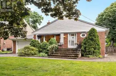 24 Edwalter Avenue Toronto (Stonegate-Queensway) Ontario M8Y1Z3