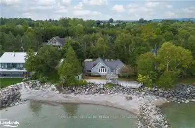 86 LAKESHORE Dr Blue Mountains Ontario N0H 2P0