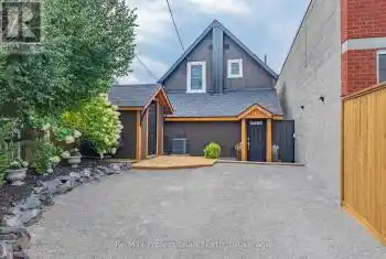 170 Muskoka Rd, Gravenhurst, Ontario P1P 1X2, 1 Bedroom Bedrooms, 4 Rooms Rooms,1 BathroomBathrooms,Commercial,Sold,Muskoka,X11955909