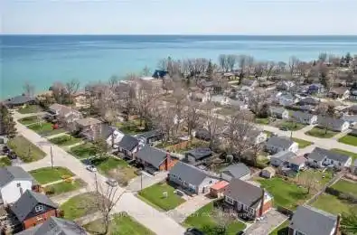 70 Stewart Street Grimsby Ontario L3M3N4