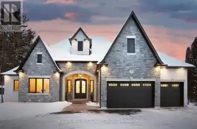 15 Sharon Boulevard East Gwillimbury (Sharon) Ontario L0G1V0