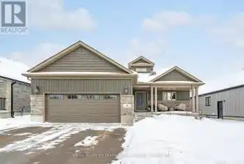 41 Waterloo St, Centre Wellington, Ontario N0B 1S0, 3 Bedrooms Bedrooms, 10 Rooms Rooms,3 BathroomsBathrooms,All Houses,Sold,Waterloo,X11962044