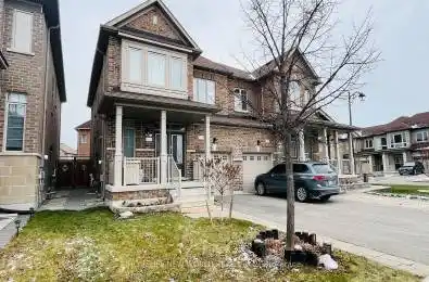 7 Chouinard Way Aurora Ontario L4G0V9