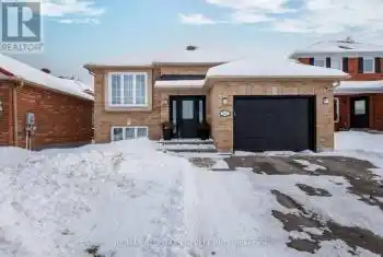 61 Leggott Ave, Barrie, Ontario L4N 8B7, 3 Bedrooms Bedrooms, 6 Rooms Rooms,2 BathroomsBathrooms,All Houses,Sold,Leggott,S11966101