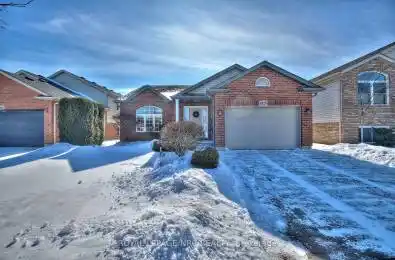 8328 Feren Drive Niagara Falls (213 - Ascot) Ontario L2H3M9