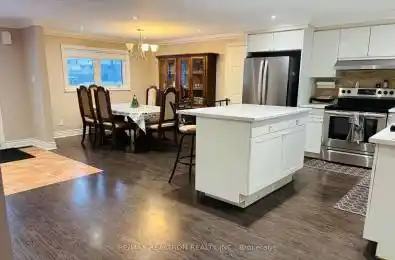 138 Orchard Heights Blvd Aurora Ontario L4G 3A2
