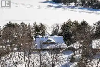 86 Lynx Dr, Kearney, Ontario P0A 1M0, 3 Bedrooms Bedrooms, 10 Rooms Rooms,2 BathroomsBathrooms,All Houses,Sold,Lynx,27916787