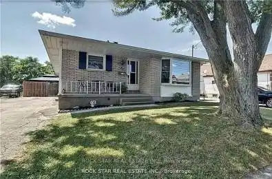 82 Deere Street Unit# Upper Welland Ontario L3B2L8