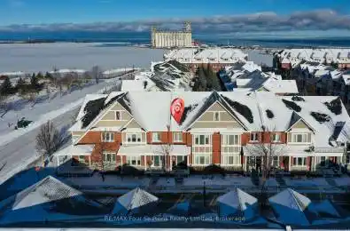 19 Collship Lane Collingwood Ontario L9Y 0J6