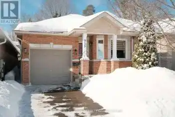 915 Ralphson Cres, Peterborough, Ontario K9J 8R5, 2 Bedrooms Bedrooms, 5 Rooms Rooms,2 BathroomsBathrooms,All Houses,Sold,Ralphson,27929714