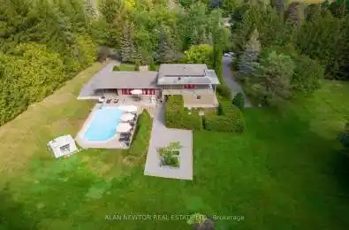 45 King View Cres King Ontario L7B 1K5