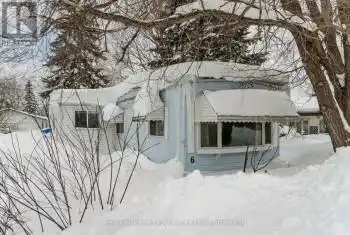 6 Bert's Rd, Midland, Ontario L4R 0B9, 2 Bedrooms Bedrooms, 7 Rooms Rooms,1 BathroomBathrooms,Commercial,Sold,Bert's,S11981075