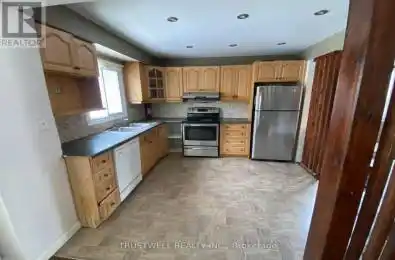 9 Whistling Hills Drive Toronto (Milliken) Ontario M1V2B6