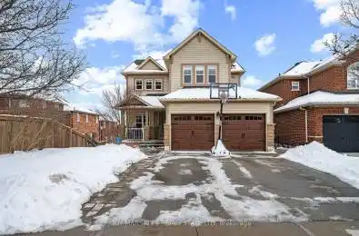 11 Sundial Cres Hamilton Ontario L9H 7R6