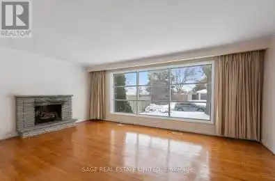 5 Hopperton Drive Toronto (St. Andrew-Windfields) Ontario M2L2S5
