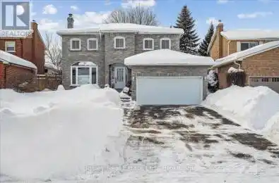 792 Hill Gate Newmarket (Huron Heights-Leslie Valley) Ontario L3Y6M2