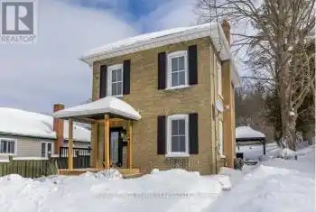 6 Knox St, Peterborough, Ontario K9H 2A8, 3 Bedrooms Bedrooms, 9 Rooms Rooms,2 BathroomsBathrooms,All Houses,Sold,Knox,X11983894