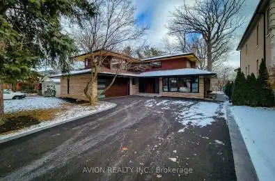 72 Auchmar Rd Hamilton Ontario L9C 1C5