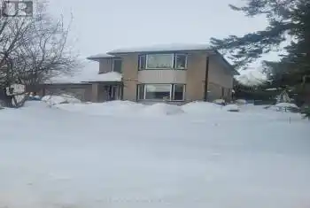 97 Brock St, St. Marys, Ontario N4X 1A6, 4 Bedrooms Bedrooms, 12 Rooms Rooms,2 BathroomsBathrooms,All Houses,Sold,Brock,X11986186