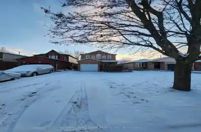 43 Laidlaw Dr Barrie Ontario L4N 7S2