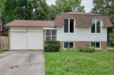 13 Springdale Dr Unit# Upper Barrie Ontario L4M 5A7