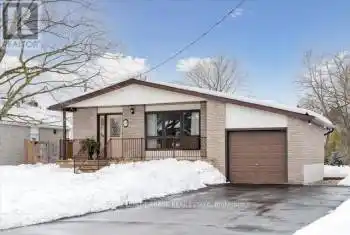 28 Third Ave, Uxbridge, Ontario L9P 1K2, 3 Bedrooms Bedrooms, 6 Rooms Rooms,2 BathroomsBathrooms,All Houses,Sold,Third,N11997522