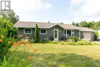 7 Front St, South Bruce Peninsula, Ontario N0H 1P0, 3 Bedrooms Bedrooms, 8 Rooms Rooms,1 BathroomBathrooms,All Houses,Sold,Front,X11997628