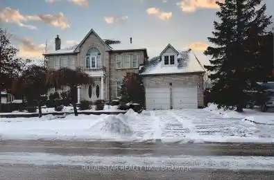 3 Colonel Bertram Road Brampton (Snelgrove) Ontario L6Z4N8