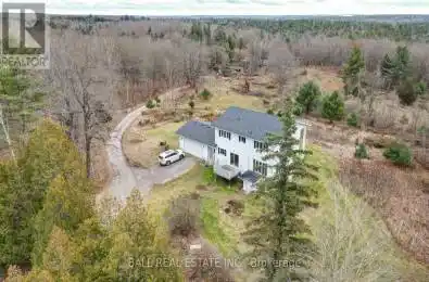 32 Coon Lake Road Galway-Cavendish and Harvey Ontario K0L2H0