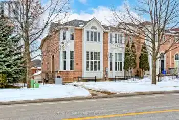 199 Shirley Dr, Richmond Hill, Ontario L4S 1T3, 3 Bedrooms Bedrooms, 8 Rooms Rooms,3 BathroomsBathrooms,All Houses,Sold,Shirley,N11999872