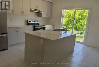 38 Lahey Crescent, Penetanguishene, Ontario L9M1K3, 3 Bedrooms Bedrooms, ,3 BathroomsBathrooms,All Houses,For Sale,Lahey,S12000724