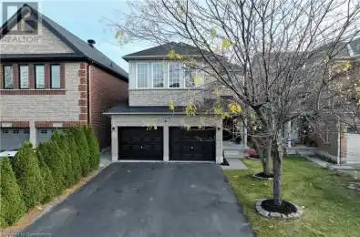 5041 DUBONET Drive Mississauga Ontario L5M7X3