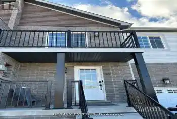 10 Brown Bear Street, Barrie, Ontario L9J0H8, 3 Bedrooms Bedrooms, ,3 BathroomsBathrooms,All Houses,For Sale,Brown Bear,S12000800
