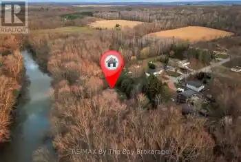 13 INNISFREE DRIVE, Springwater, Ontario L0L2K0, 1 Bedroom Bedrooms, ,1 BathroomBathrooms,All Houses,For Sale,INNISFREE DRIVE,S12001355