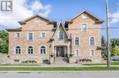 528 Glengrove Avenue Toronto (Englemount-Lawrence) Ontario M6B2H2
