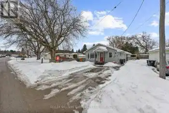 107 Sydenham Street, Essa (Angus), Ontario L0M1B0, 3 Bedrooms Bedrooms, ,1 BathroomBathrooms,All Houses,For Sale,Sydenham,N12002083