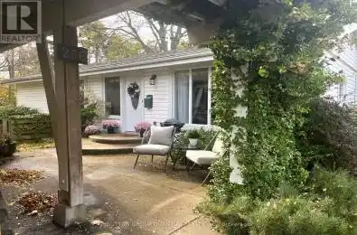 256 Cherryhill Road Oakville (1001 - BR Bronte) Ontario L6L3E4
