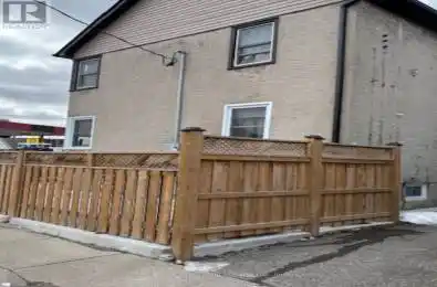 3 Francis Street St. Catharines (451 - Downtown) Ontario L2R5B1