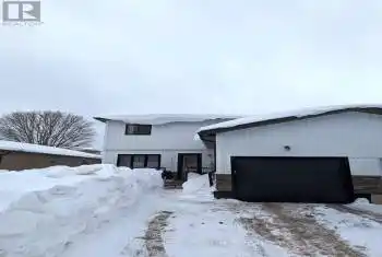 334 ROSE Crescent, Midland, Ontario L4R5C1, 4 Bedrooms Bedrooms, ,2 BathroomsBathrooms,All Houses,For Sale,ROSE,S12002687