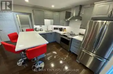 123 Albany Drive Unit# Main Vaughan (West Woodbridge) Ontario L4L2X6