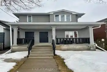6 Lapp Street Unit# UPPER, Toronto (Rockcliffe-Smythe), Ontario M6N3W6, 3 Bedrooms Bedrooms, ,2 BathroomsBathrooms,All Houses,For Rent,Lapp,W12004142