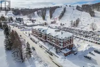 40 Horseshoe Boulevard Unit# 416, Oro-Medonte (Horseshoe Valley), Ontario L4M4Y8, 1 Bedroom Bedrooms, ,1 BathroomBathrooms,Condo,For Sale,Horseshoe,S12003719