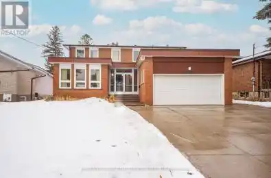 16 Clayland Drive Toronto (Parkwoods-Donalda) Ontario M3A2A4