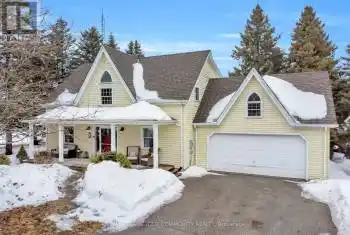 18 Hilda Ave, Uxbridge, Ontario L9P 1R2, 2 Bedrooms Bedrooms, 7 Rooms Rooms,2 BathroomsBathrooms,All Houses,Sold,Hilda,N12004695