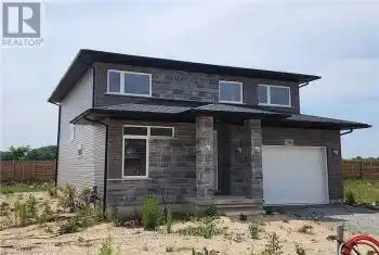 136 HODGKINS Avenue, Thorold (556 - Allanburg/Thorold South), Ontario L2V1M1, 3 Bedrooms Bedrooms, ,2 BathroomsBathrooms,All Houses,For Sale,HODGKINS,X12005073