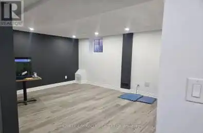80 Torrance Wood Brampton (Fletcher's West) Ontario L6Y4R1