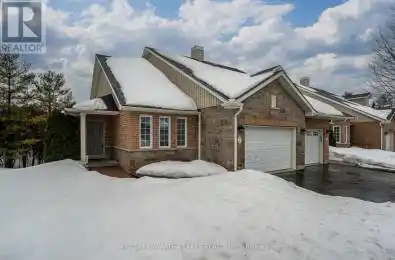 7 Village Crescent Unit# 25 Peterborough (Otonabee) Ontario K9J8S7